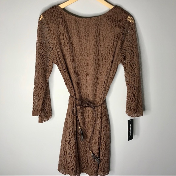 Sharagano Dresses & Skirts - NWT {Sharagano} Crochet Shift Dress